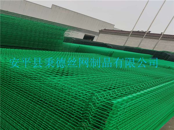 折彎護欄網 三角折彎護欄網 圖片2